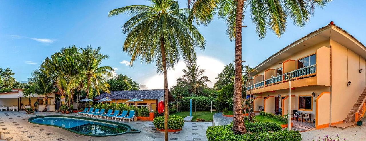 Coconut Resort Hotel Patong Buitenkant foto